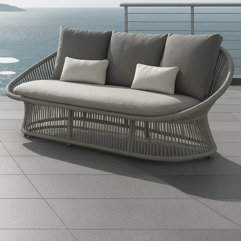 Luxury Outdoor Seater